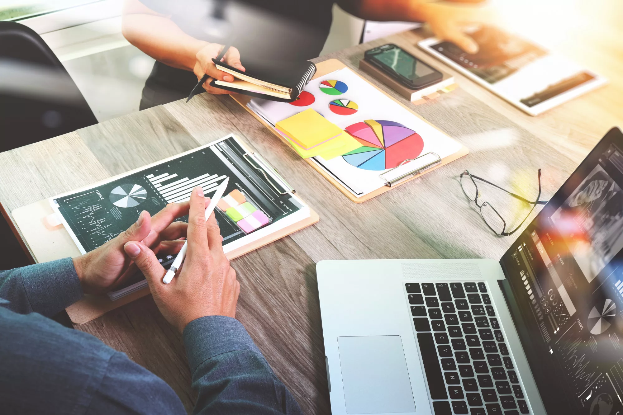 Traditional Marketing vs Digital Marketing: What’s the Difference?