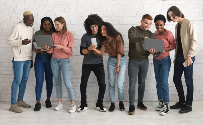 students addicted to social media